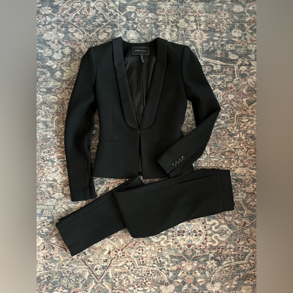 BCBGMAXAZRIA Black Suit